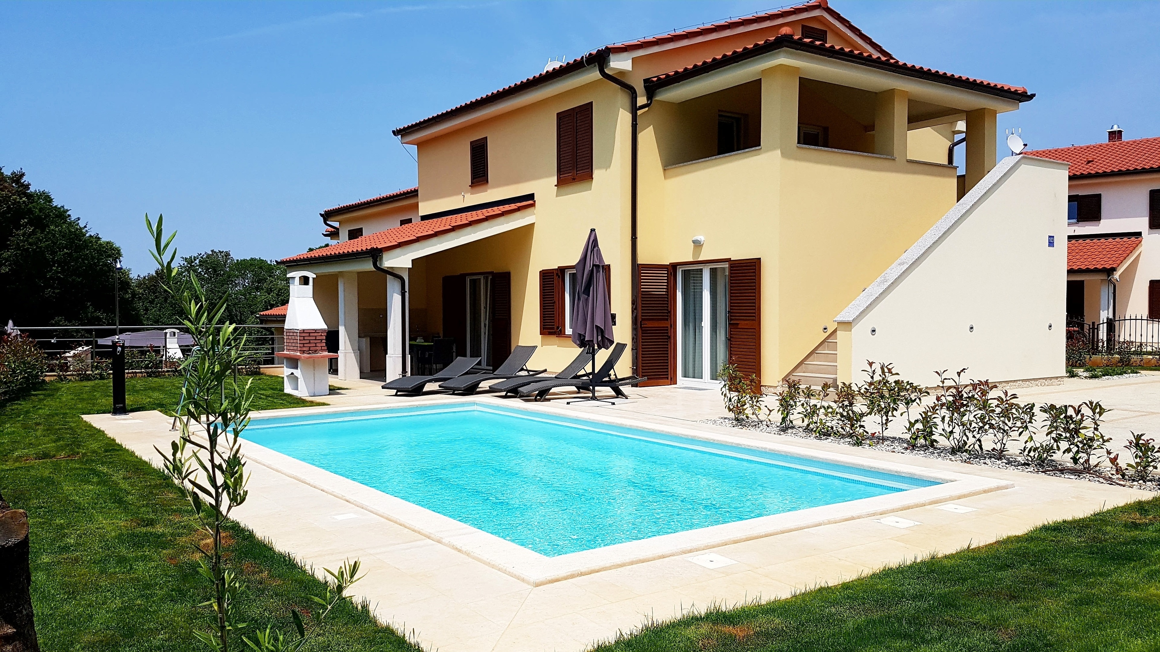 Villa Olivia 4-Sterne****+Private POOL Ferienhaus in Istrien