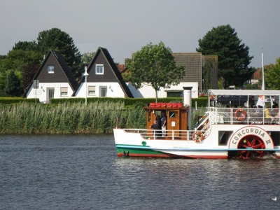 Foto 1 Ferienhaus Ostfriesland Carolinensiel Grietje I (rotes Haus links) (Objekt 85275) buchen