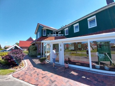 Foto 1 Ferienwohnung Ostfriesland Dornum & Umgebung FeWo mit eigener Ladestation f. 3 Pers. in Ostfriesland (Objekt 704) buchen