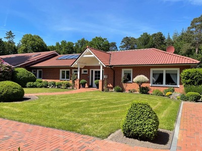 Foto 1 Ferienwohnung Ostfriesland Aurich & Umgebung Landhaus am Wald mit Garten (Objekt 528) buchen