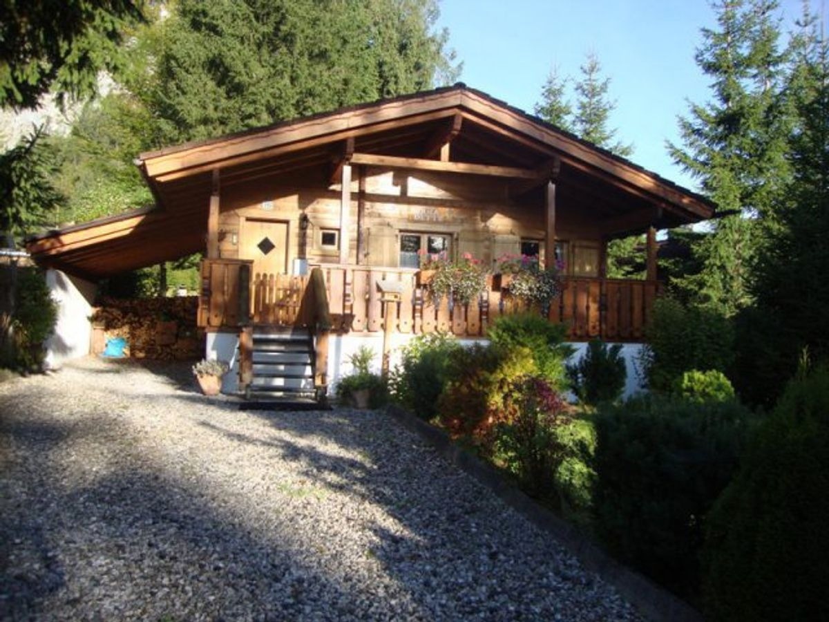 Alpen-Chalets Achensee – Bild 1