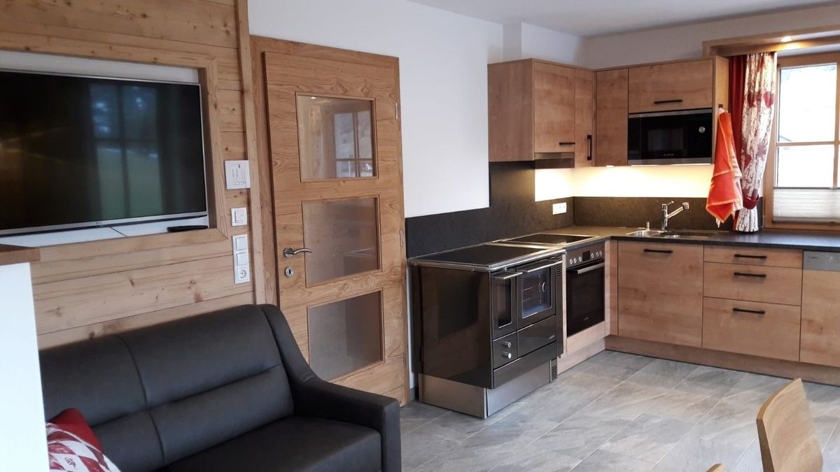 Toni Häusl — Foto 6