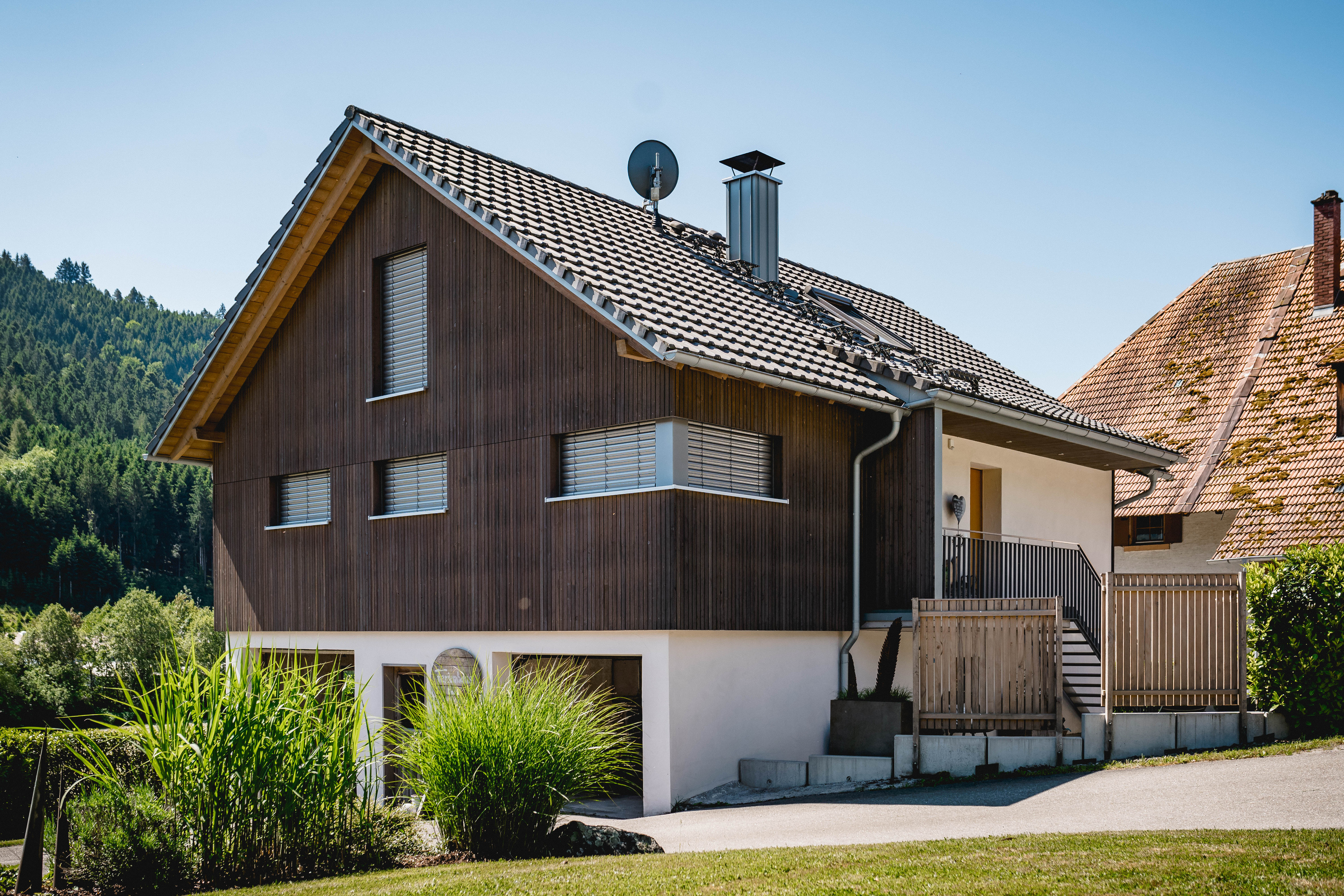 Großes, modernes und ansprechendes Ferienhaus KINAST (HOST112) by FeWo-PLAN im Herzen des Schwarzwaldes – Bild 1