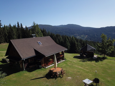StanzerHütte – Traumhafte Alleinlage auf 1450m mit Panoramablick bis 6 Personen (STEI111) 1