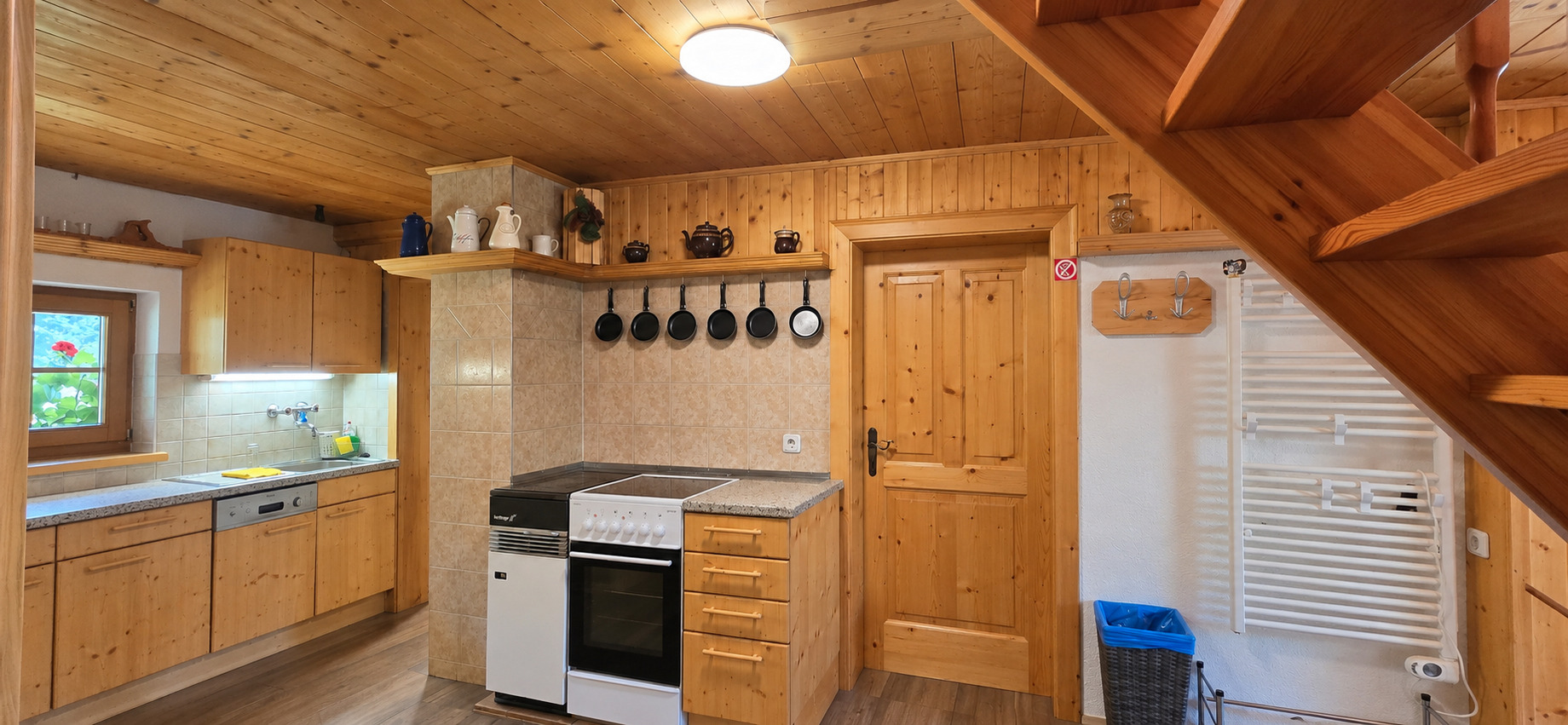 StanzerHütte – Traumhafte Alleinlage auf 1450m mit Panoramablick bis 6 Personen (STEI111) – Bild 8