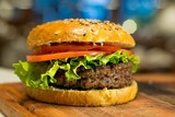 Lammburger am Lagerfeuer...